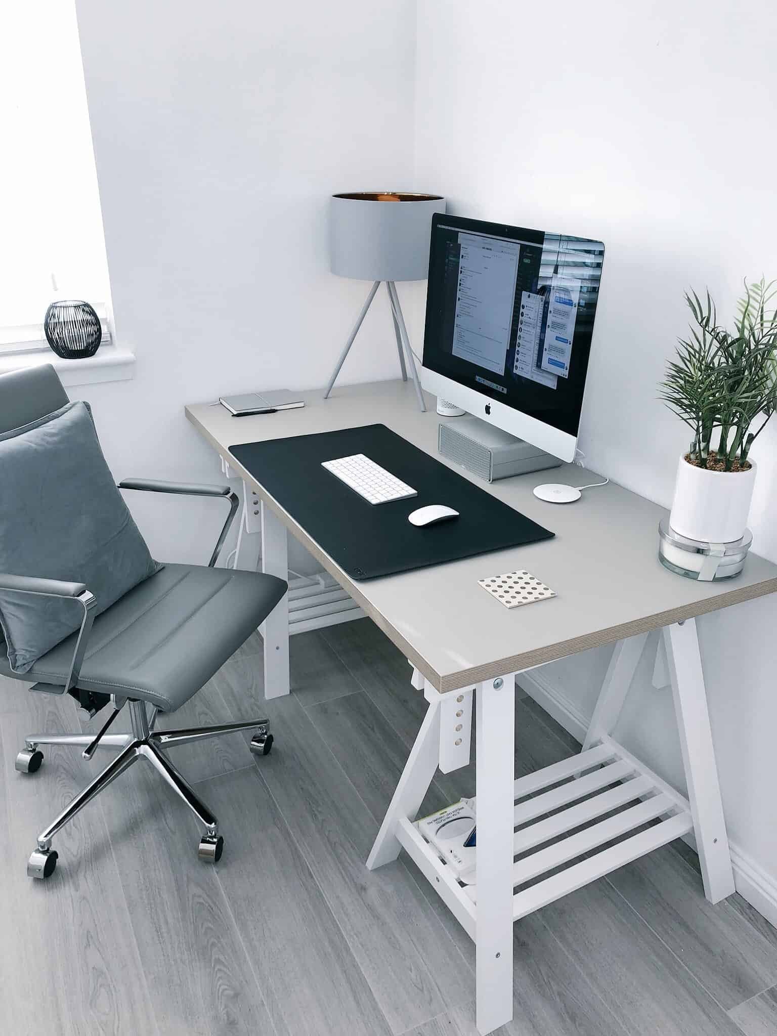 Considerations When Choosing Home Office Furniture
